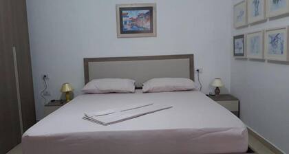 2 Bed Apt Sleeps 6 -balcony - 5-mins From Seaside