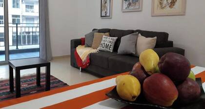 2 Bed Apt Sleeps 6 -balcony - 5-mins From Seaside