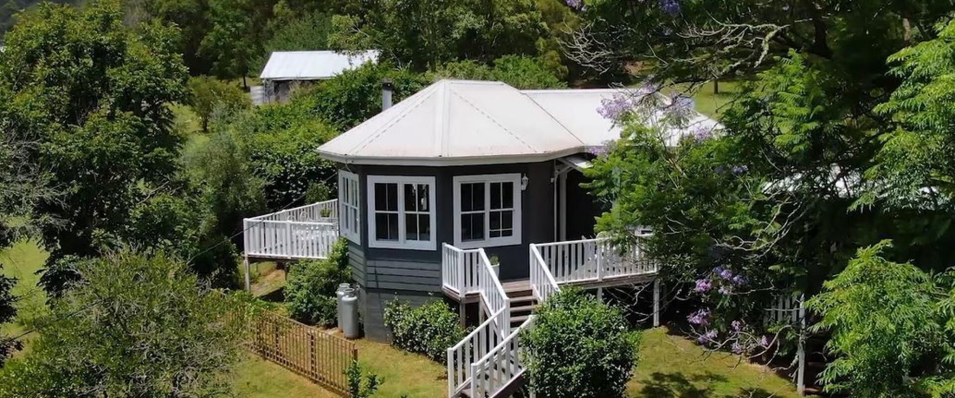 Wollombi Cottage | Fresh & Refurbished | Walk to the Village — image 2