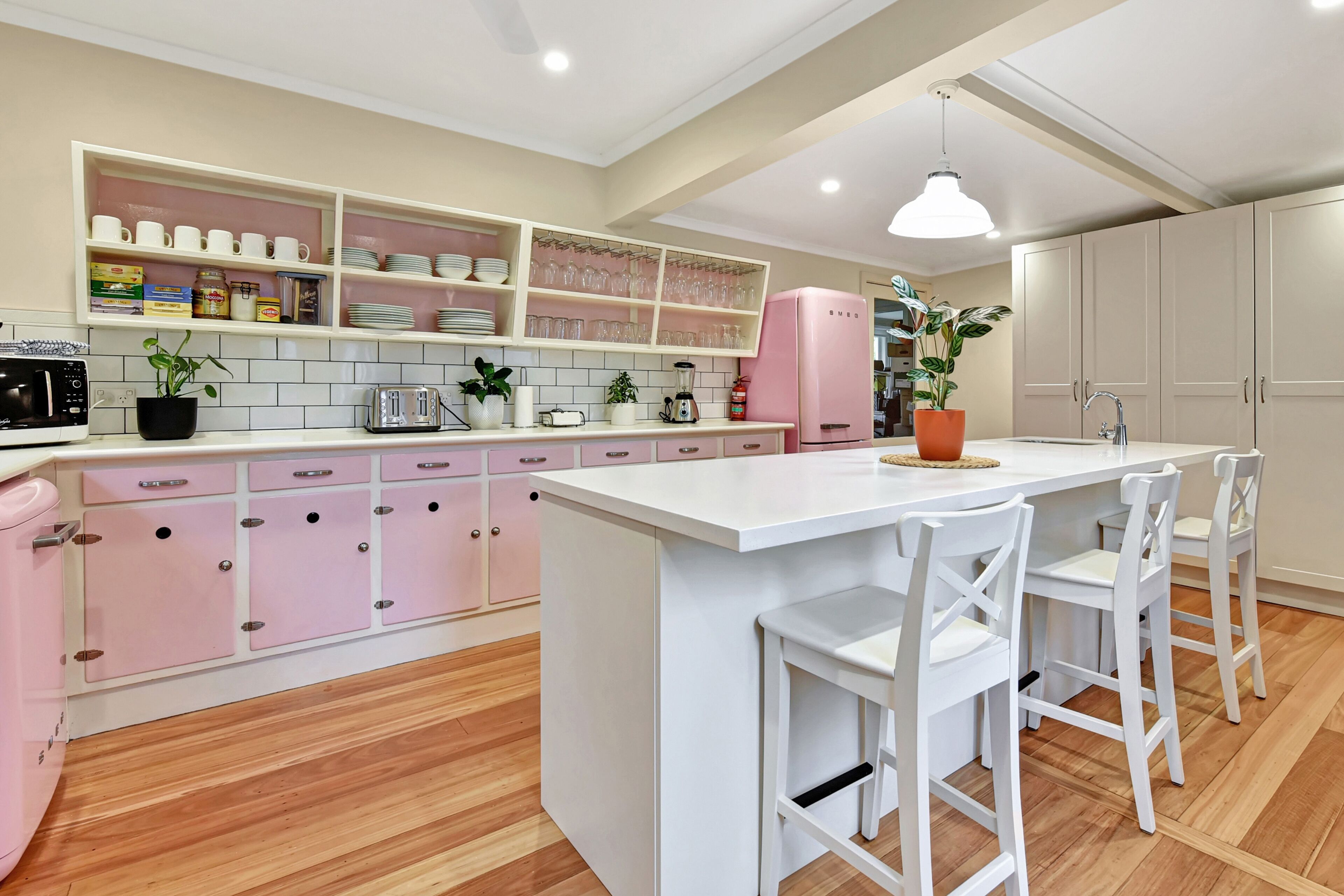 Wollombi Cottage | Fresh & Refurbished | Walk to the Village — image 14