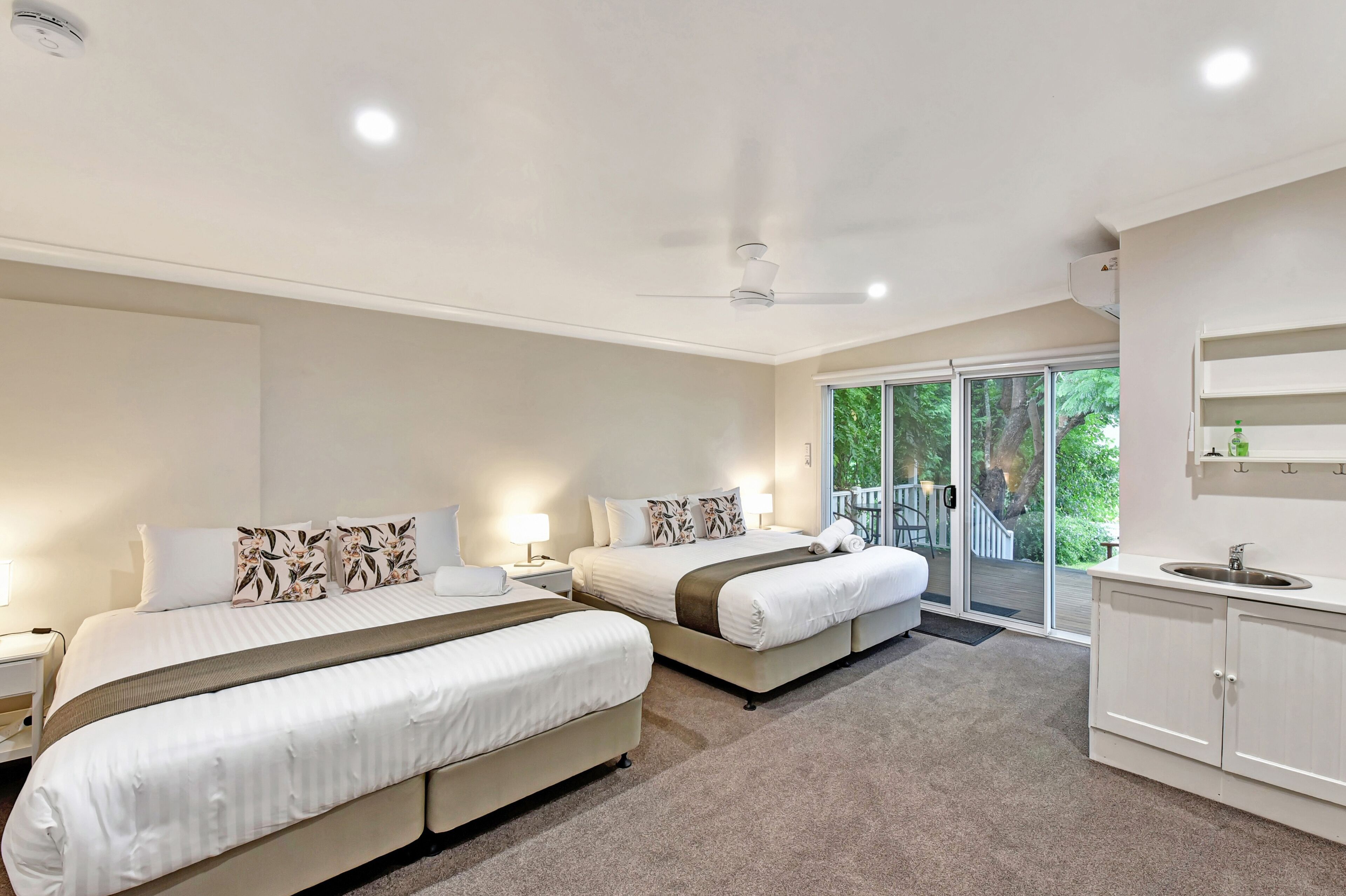 Wollombi Cottage | Fresh & Refurbished | Walk to the Village — image 11