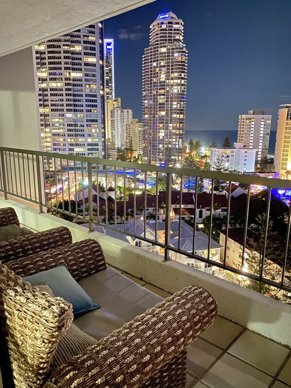Property grounds - Stunning ocean view, 13th Floor, Surfers paradise (Surfers Paradise)