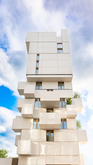 Exterior - Leonardo Hotel Manchester Piccadilly (Manchester)