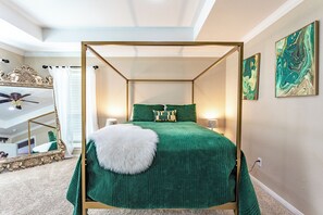 4 Schlafzimmer, Bügeleisen/Bügelbrett, kostenloses WLAN, Bettwäsche