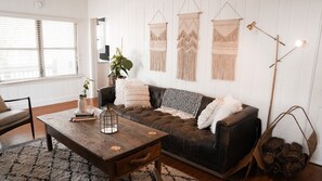 Living area - Bohemian Home in Historic Converse Heights (Spartanburg)