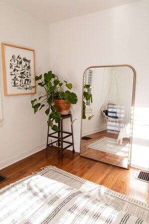 Room - Bohemian Home in Historic Converse Heights (Spartanburg)