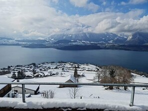Balcony - Chalet With Panoramic Views of the Mountains of the Oberland and Lake Thun (Sigriswil)