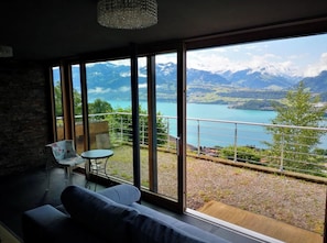 Chalet, 1 Schlafzimmer, Raucher, Balkon | 2 Schlafzimmer, Reisekinderbett