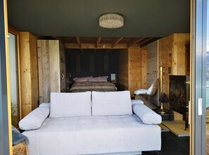 Chalet, 1 Bedroom, Smoking, Balcony