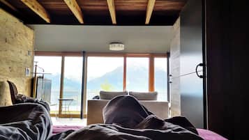 Chalet, 1 Bedroom, Smoking, Balcony | 2 bedrooms, travel cot