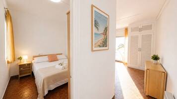 Apartment, 1 Bedroom, Balcony, Ocean View | 1 bedroom