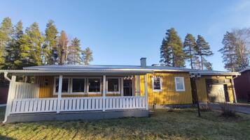 Ferienhaus, 3 Schlafzimmer, Balkon, Gartenblick | Balkon