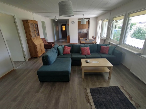 Dining - Lagomhuset - A Peaceful Holiday In Swedish Lapland (Vidsel)