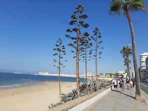 Apartment, 2 Bedrooms, Smoking, Patio | Beach | Beach nearby