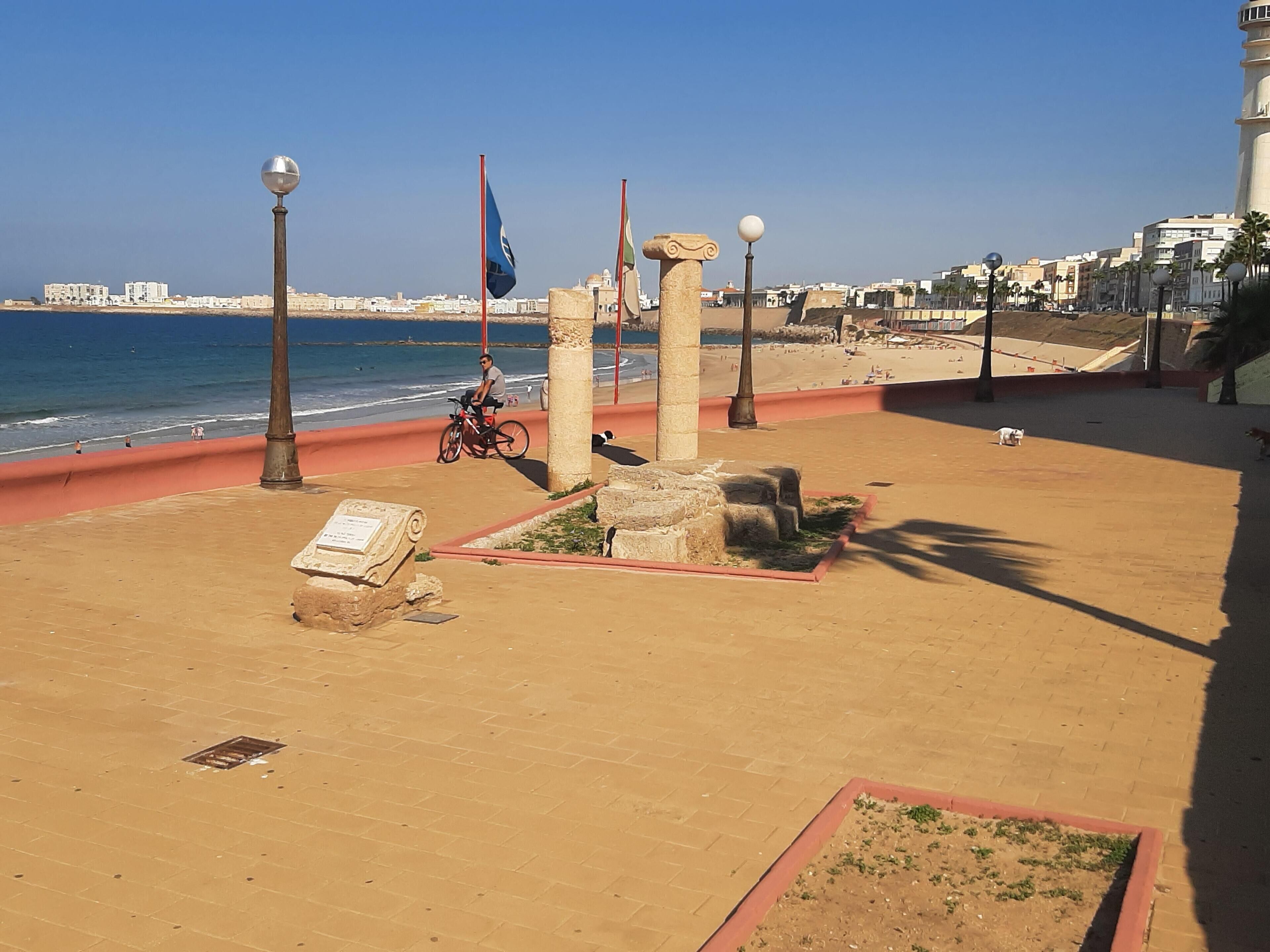 Strand