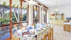 Apartment, 2 Bedrooms, Balcony, Garden View | Dining room - Seaside Apartment - Tuscany - Marina di Bibbona Riviera Degli Etruschi (Bibbona)