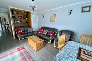 House, 3 Bedrooms, Patio, Garden View | Living area | Smart TV - The Rothes Retreat, Speyside (Aberlour)