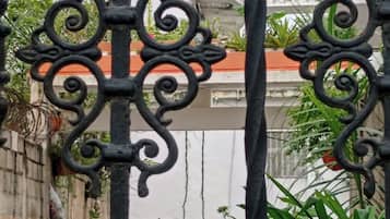 Apartamento, 1 quarto, para fumantes, sacada | Entrada da propriedade