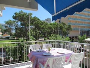 Appartamento, 2 camere da letto, balcone, vista città | Balcone