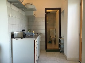 Apartment, 1 Bedroom, Smoking, Patio | Bathroom - Apartmani Loredana - One-bedroom Apartment With Sea View (Lumbarda)