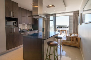 Departamento, 1 habitación, balcón, vista al océano | Interior
