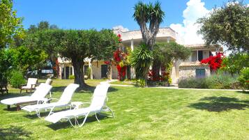 Apartment, 1 Bedroom, Smoking, Patio | Sundeck