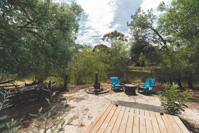 Tiny Hideaway at Cloverhills by Tiny Away