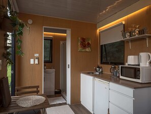 Fridge, microwave, stovetop, coffee/tea maker