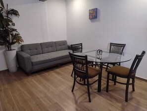 Dining - +MS +Suite Insuperable +Óptima Ubicación +150MB (Santiago de Querétaro)