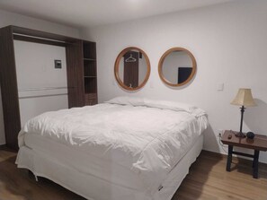 2 bedrooms, iron/ironing board, WiFi, bed sheets - +MS +Suite Insuperable +Óptima Ubicación +150MB (Santiago de Querétaro)