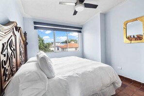 1 camera, ferro/asse da stiro, Wi-Fi, lenzuola