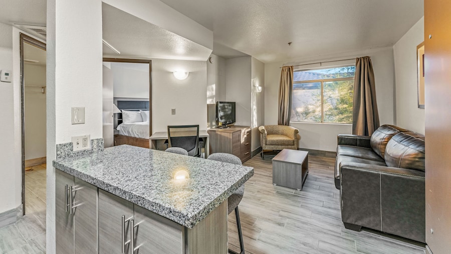 Metro Chandler Extended Stay