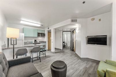 Metro Chandler Extended Stay
