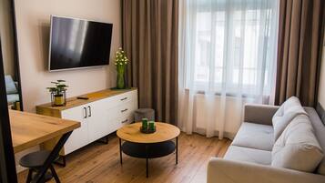 Design Quadruple Room | Free WiFi