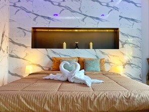 3 Schlafzimmer, Schreibtisch, schallisolierte Zimmer