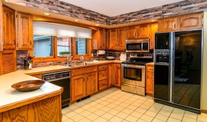 Dishwasher, coffee/tea maker