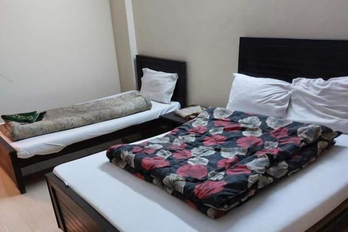 Standard-Dreibettzimmer | Kostenloses WLAN, Bettwäsche