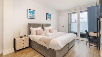 2 Schlafzimmer, Bügeleisen/Bügelbrett, Reisekinderbett, kostenloses WLAN