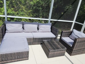 Property grounds - 4 Bedroom House with NEWLY BUILT POOL Near Many Beaches (Rotonda West)