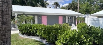 Newly Renovated Charlotte Harbor - Sunset Inn #1