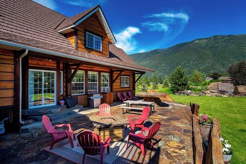 Beautiful Family Friendly Home Close to GNP!