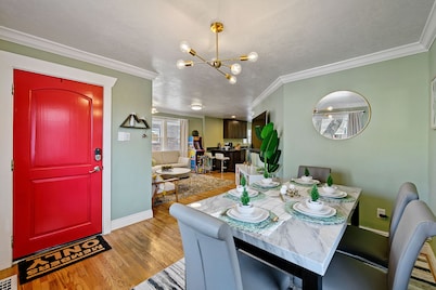 ✨ New Cozy family-friendly home w Hot Tub in Salt Lake City | Sugarhouse ✨