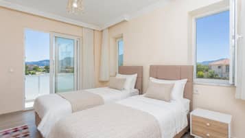 5 slaapkamers, een strijkplank/strijkijzer, wifi, beddengoed