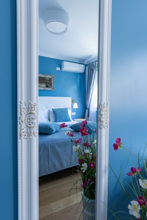 1 bedroom, desk, iron/ironing board, travel cot - Cosy & Quiet Luxury Apartment - Unirii Square - Old Town - Adela Accommodation (București)