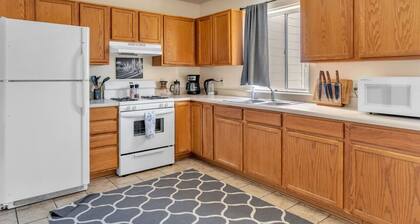 Grandview Condo - Lots of room to Relax & Unwind!