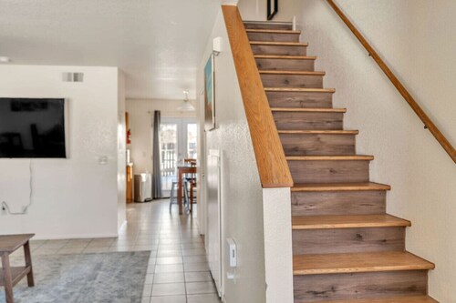 Grandview Condo - Lots of room to Relax & Unwind!