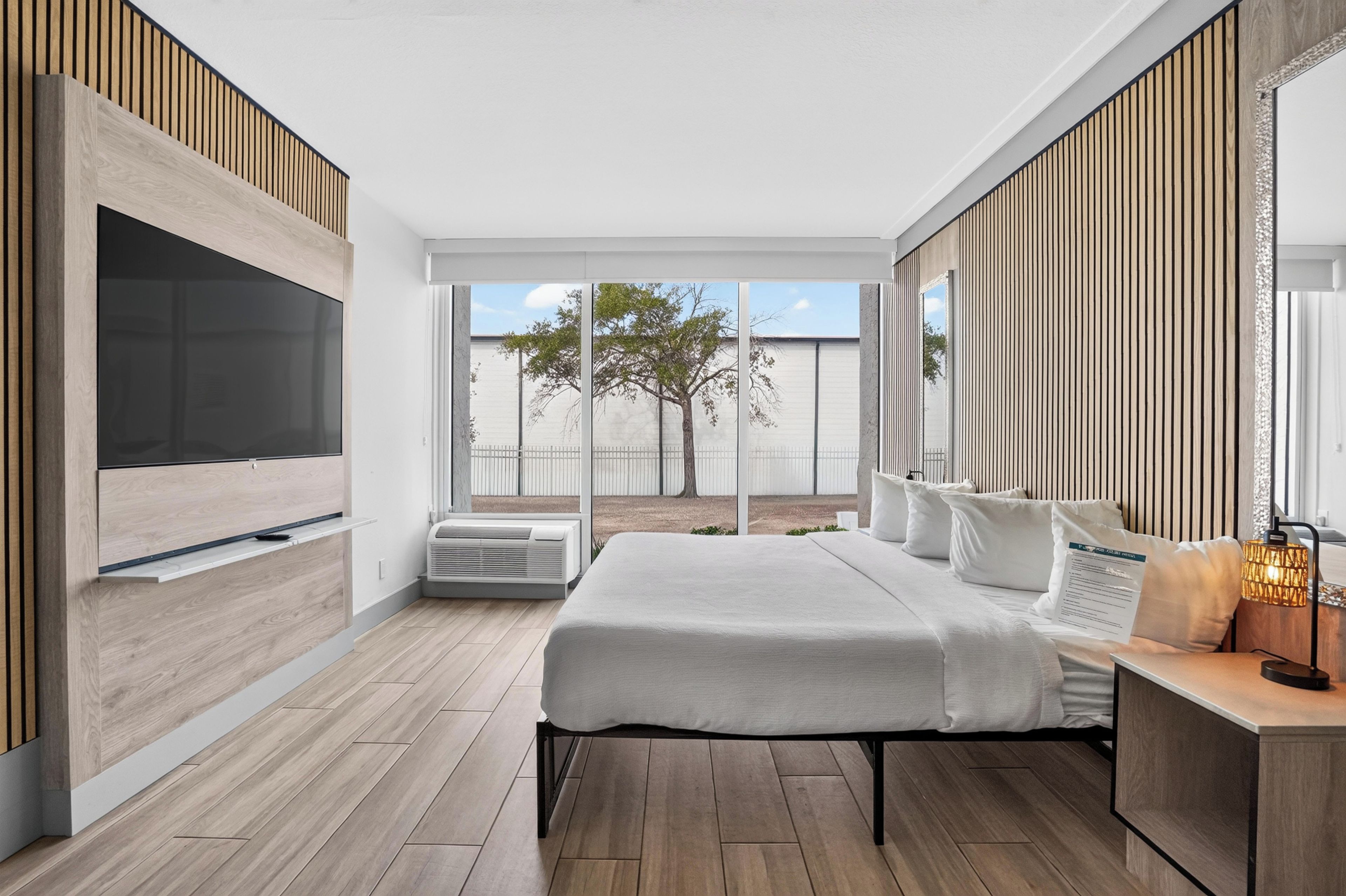 Room, 1 King Bed