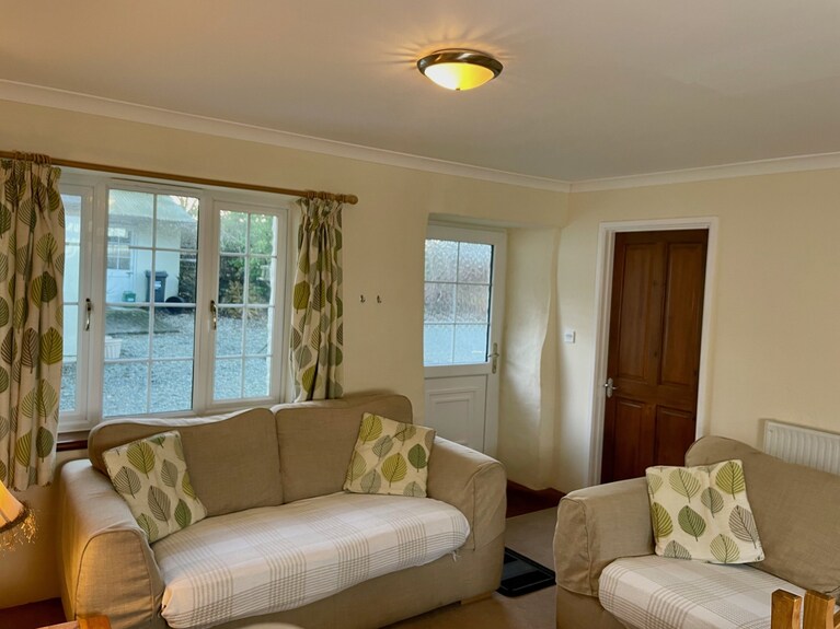 Pendragon Cottage Llamrai Lounge/diner Sleeps 4 - Devon