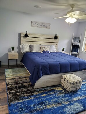 3 quartos, Wi-Fi de cortesia, roupa de cama