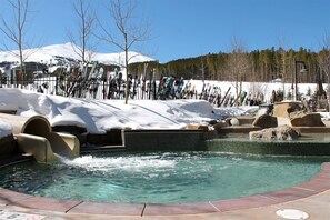 Appart'hôtel (Grand Timber Lodge - Holiday&New Year) | Extérieur